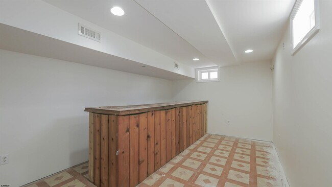 Building Photo - 311 Glenn Ave