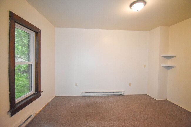 Building Photo - RAPLU155