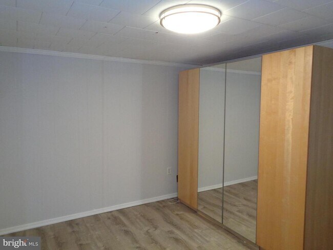 Building Photo - 1620 Trebor Ct