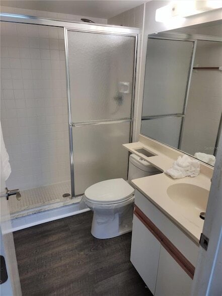 Building Photo - 650 Bird Bay Dr E