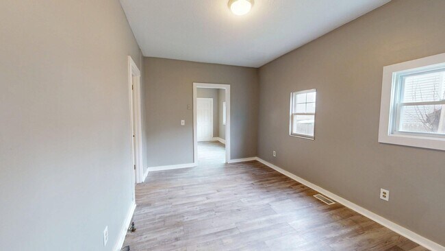 Building Photo - 4221 Newark Ave