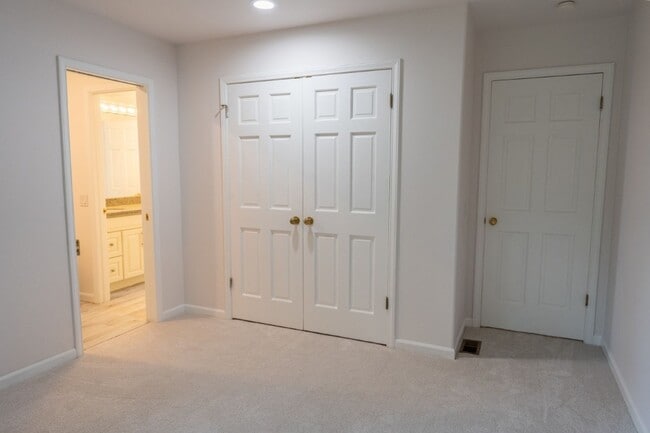 Building Photo - 4bd/3.75ba