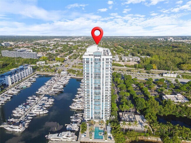 Building Photo - 17301 Biscayne Blvd