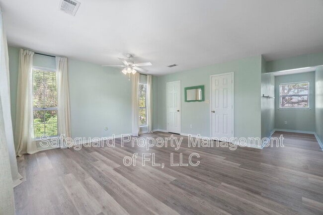 Building Photo - 3893 Paradise Bay Dr
