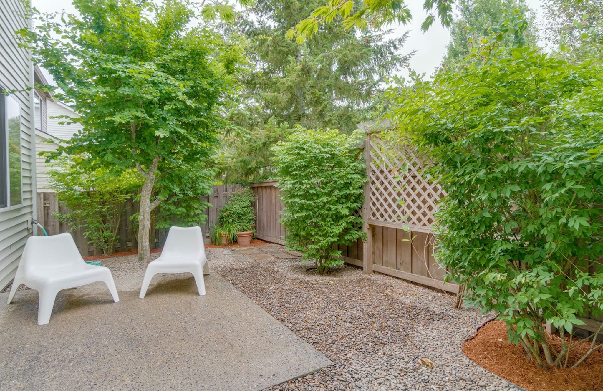 Building Photo - 5175 NE Schoeler Cir