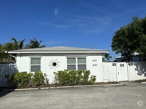 Building Photo - 1418 N Federal Hwy