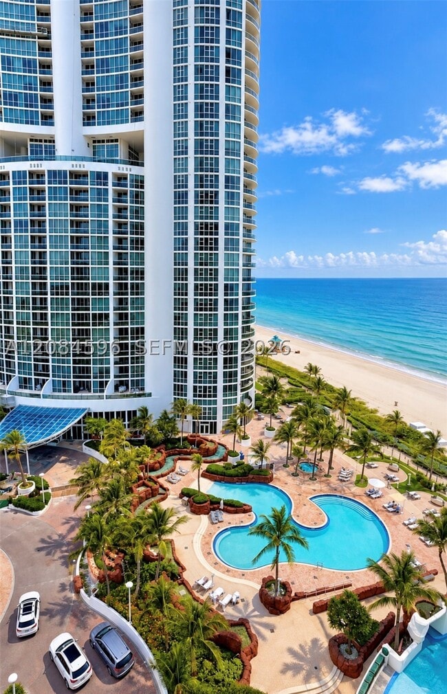 Building Photo - 18101 Collins Ave