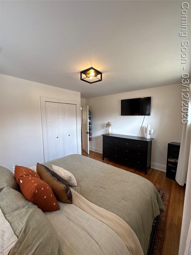 Building Photo - 270 Winry Dr