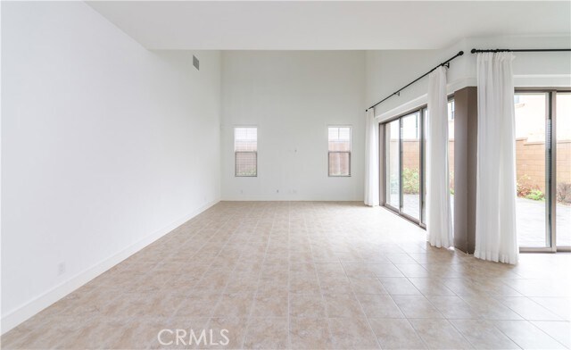 Building Photo - 125 Trumpet Flower