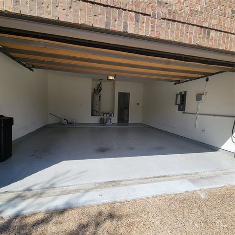 Building Photo - 308 Enid Dr