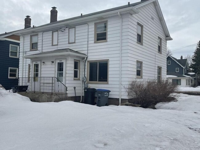 Building Photo - 1323 N 21st St