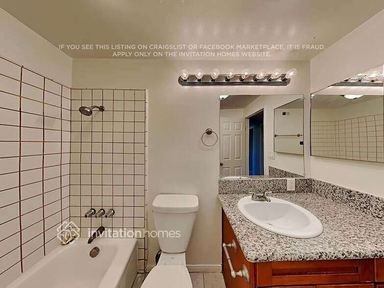 Building Photo - 2164 Athens Ave