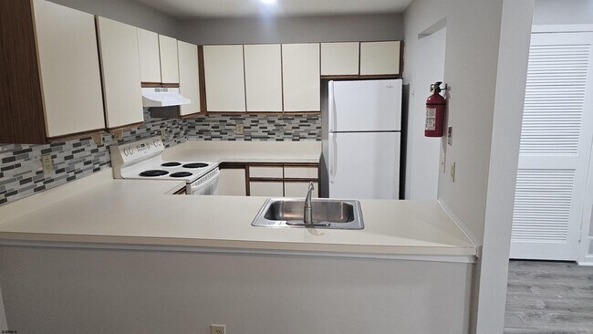 Building Photo - 184 Heather Croft