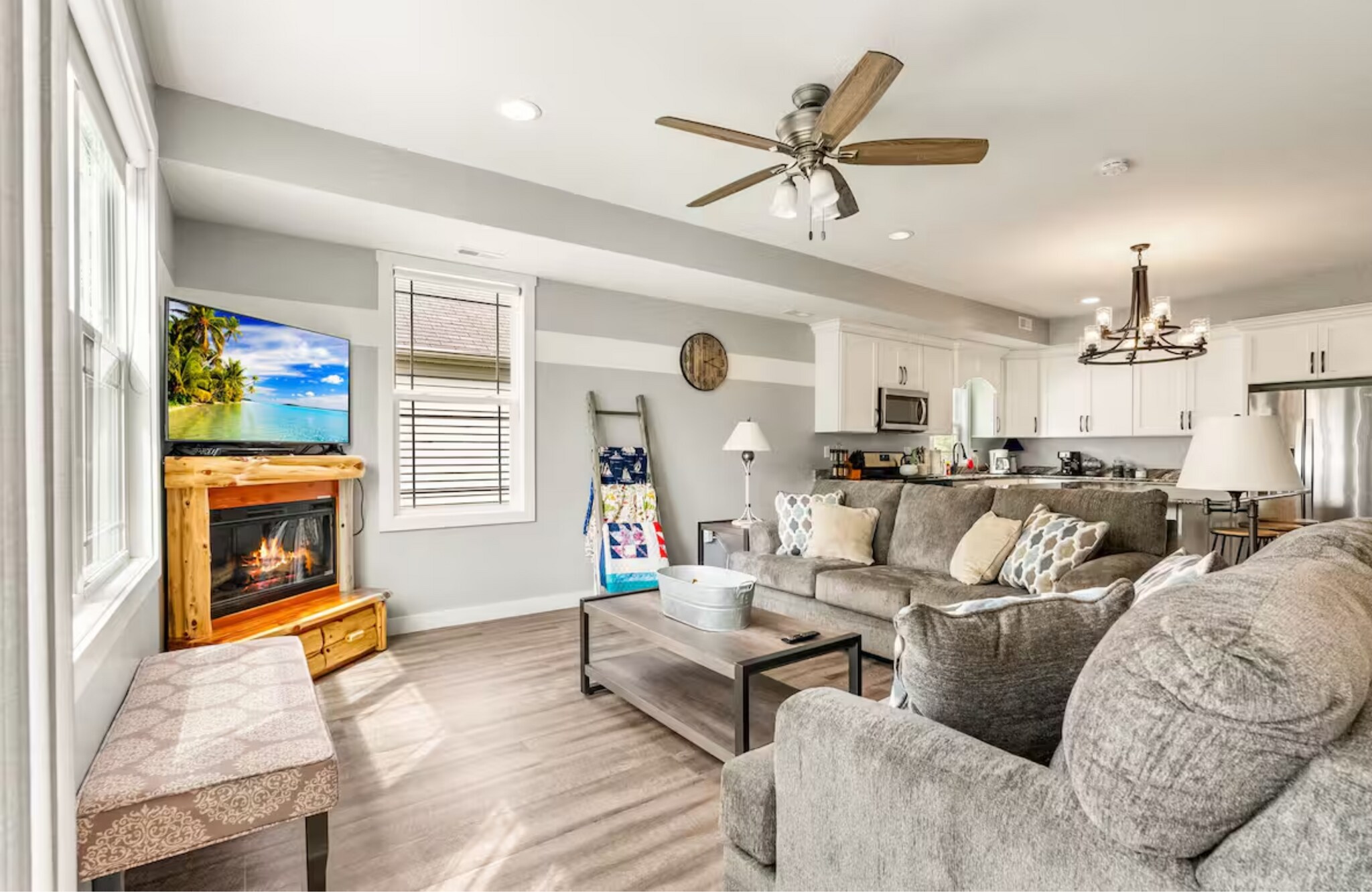 Building Photo - 9821 N Marine Key Dr