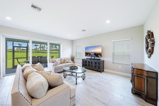 Building Photo - 4016 Pegasus Wy