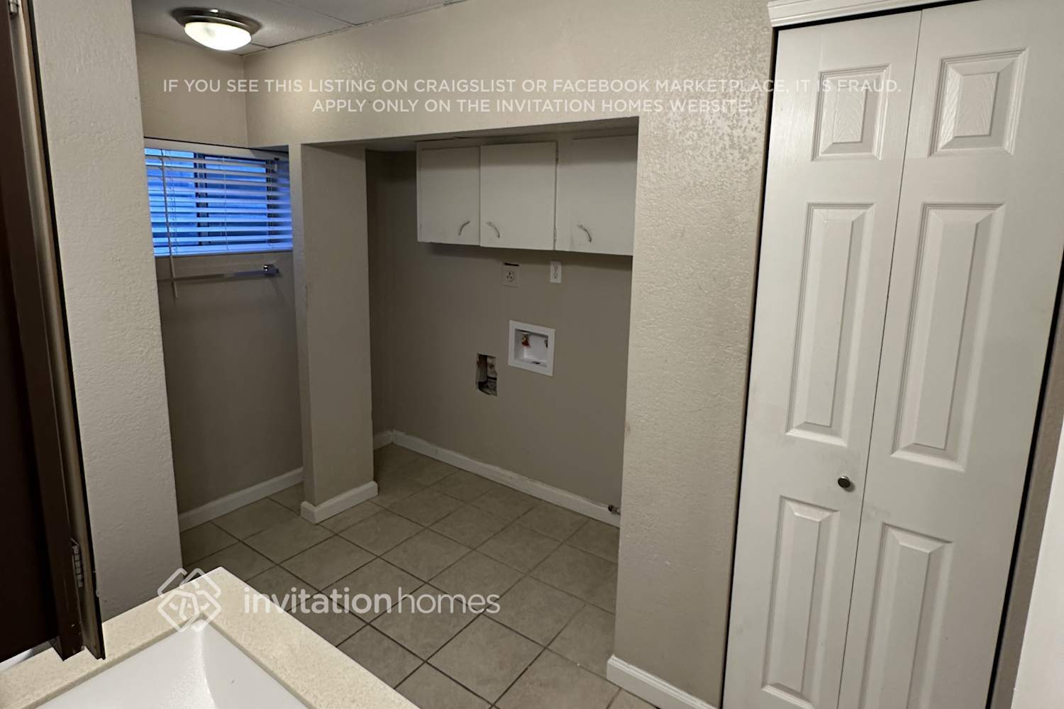 Building Photo - 1497 S Andes Way