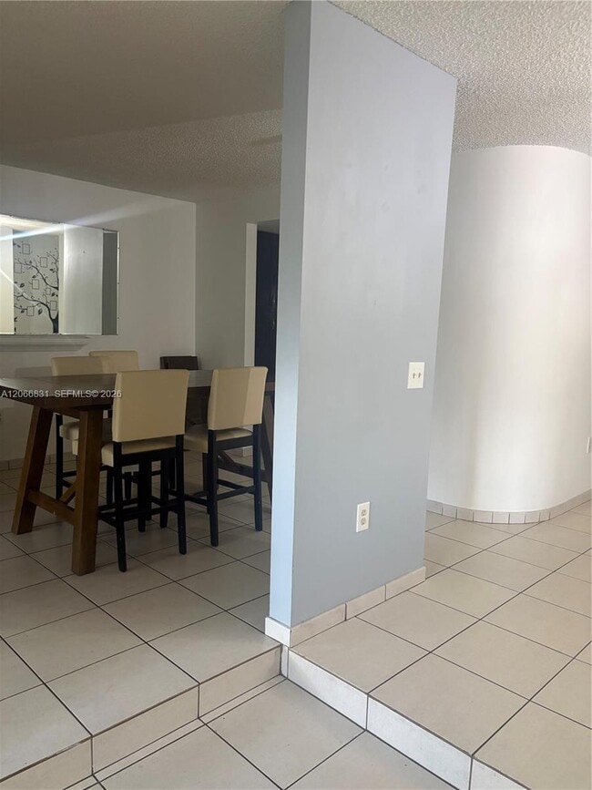 Building Photo - 17919 NW 66th Ct