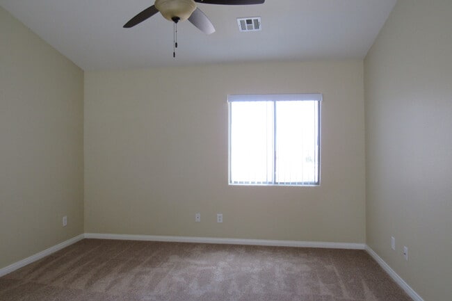 Building Photo - COMING SOON-BEAUTIFUL 2 STORY HOME LOCATED IN HENDERSON WITH STRIP AND MOUNTAIN VIEWS!