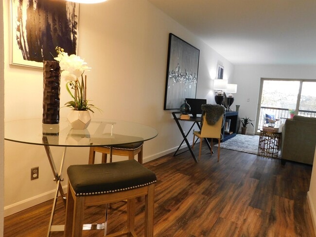 Building Photo - 3608 14th Ave W