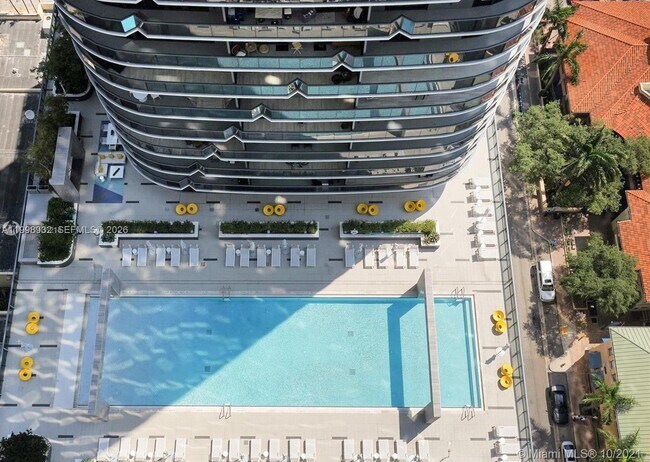 Building Photo - 55 SW 9th St