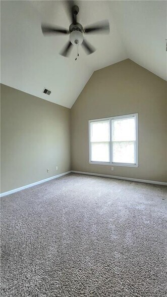 Building Photo - 2945 Millwater Crossing NE
