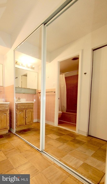 Building Photo - 1440 N Street NW Unit 1011