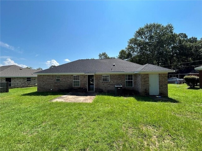 Building Photo - 6626 Woodside Ct E