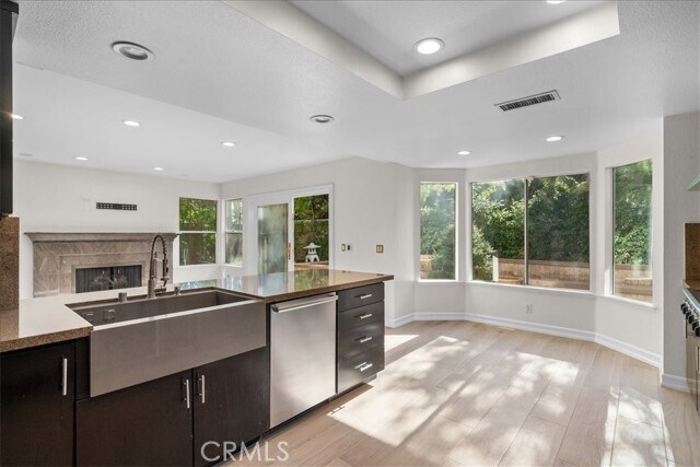 Building Photo - 24774 Cll Conejo