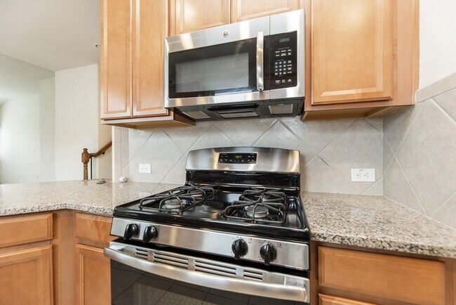 Building Photo - 17923 Alora Springs Trace