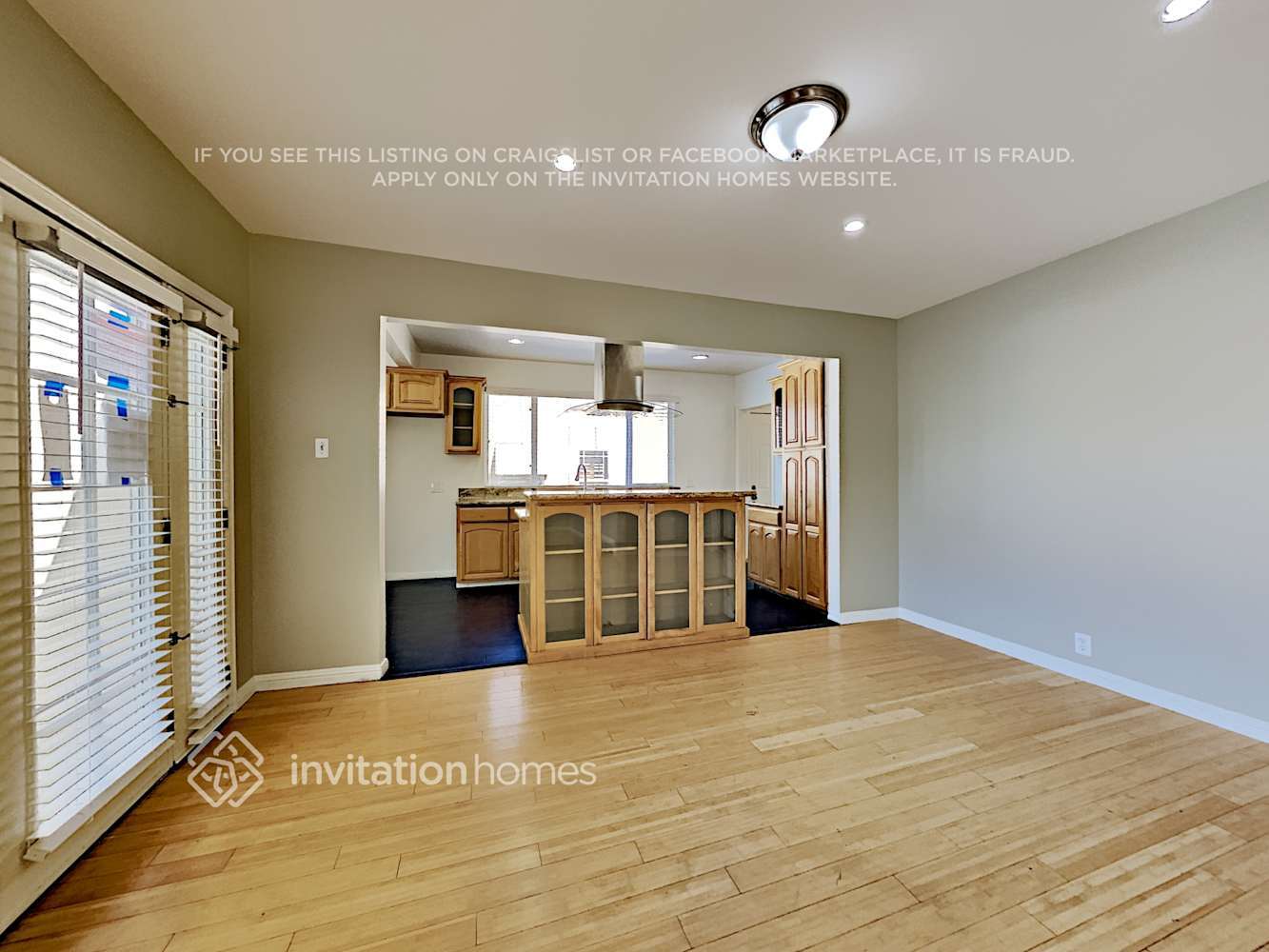 Building Photo - 1838 W 82nd St