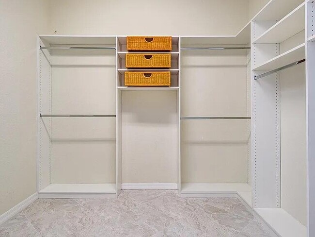 Building Photo - 8196 Hanoverian Dr