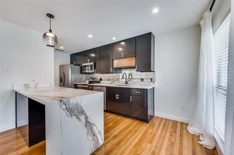 Building Photo - 4616 W Lovers Ln