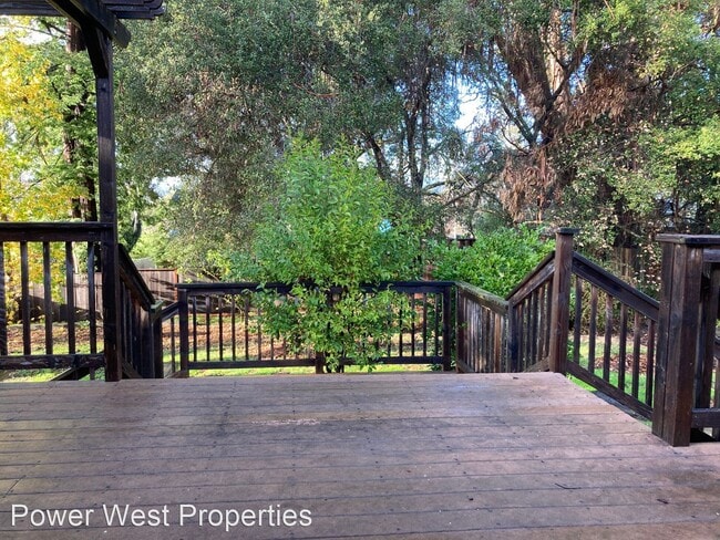 Building Photo - 3 br, 2 bath House - 219 Burlwood Drive