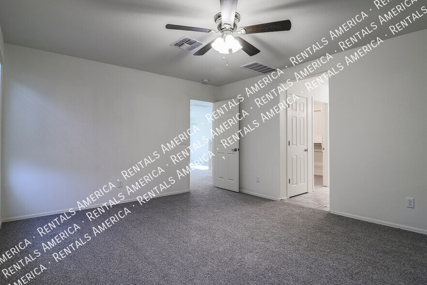 Building Photo - 16267 W La Ventilla Way