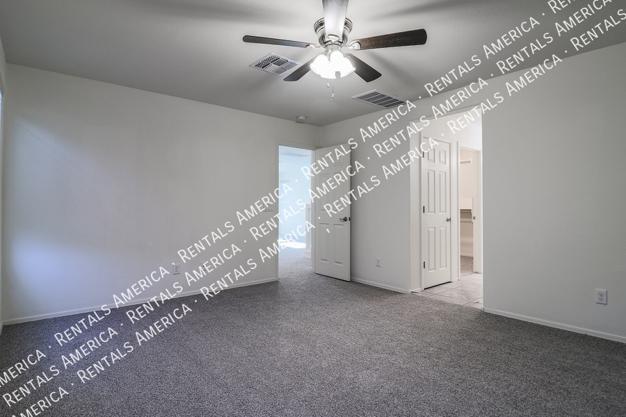 Building Photo - 16267 W La Ventilla Way