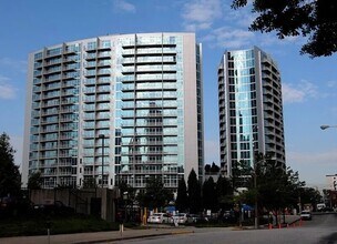 Building Photo - 950 W Peachtree St NW