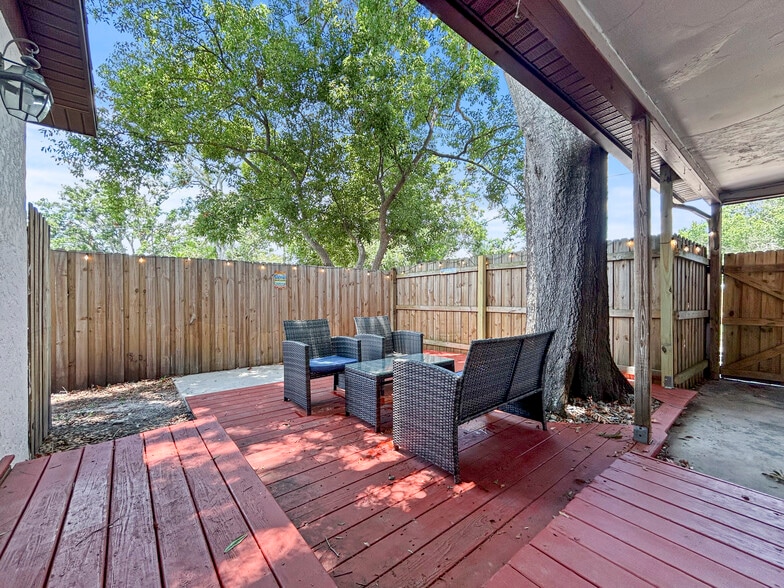 Building Photo - 3811 39th Ave N