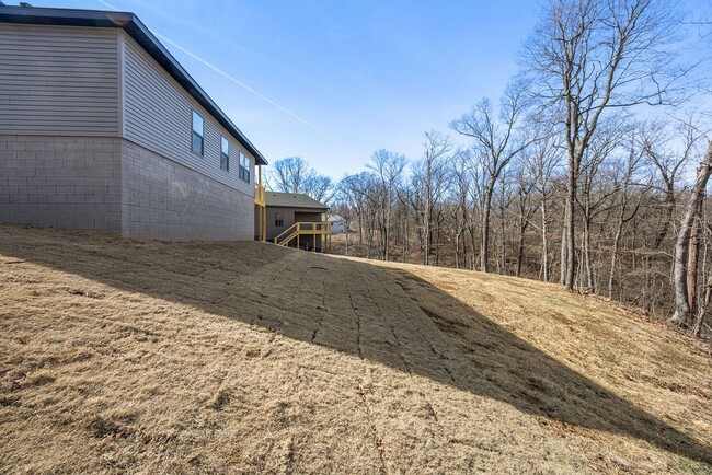 Building Photo - 18 Dumfries Ln