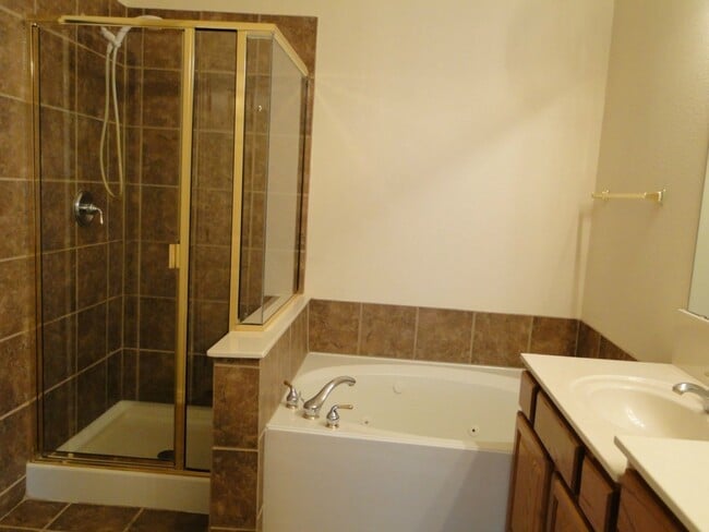 Building Photo - A great house in great condition at great ...