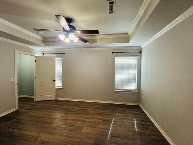 Building Photo - 1209 SW Eventide St