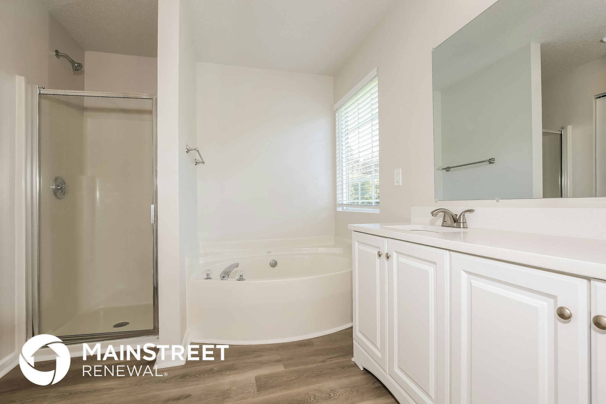 Building Photo - 4078 Clovelly Dr