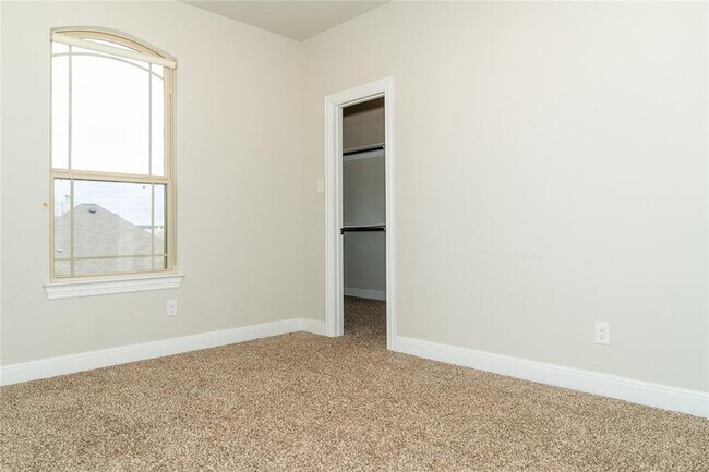 Building Photo - 3804 Tango Ct