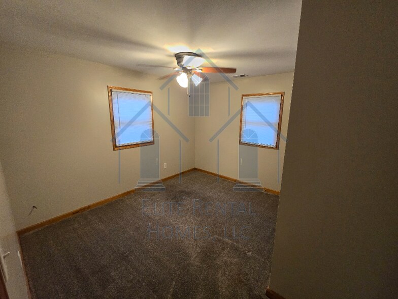 Building Photo - 7537 Birch Ave