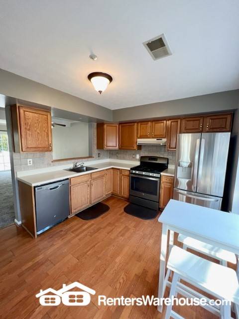 Building Photo - 1214 Seron Ct