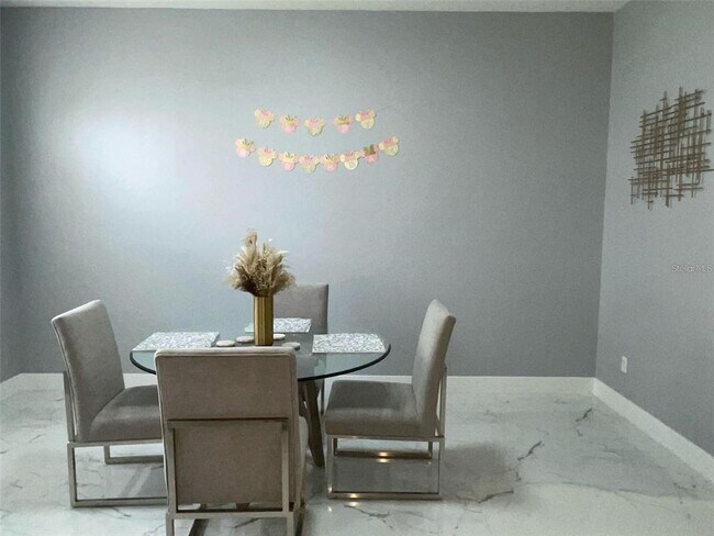 Building Photo - 9736 Osprey Landing Dr