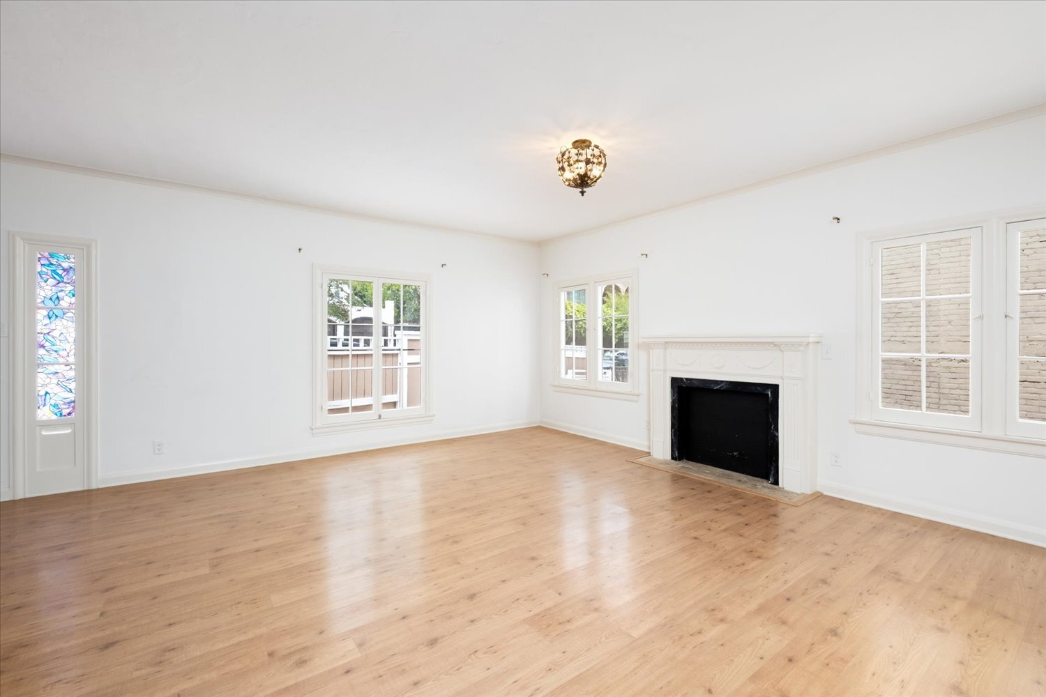 Living room - 6612 Emmet Ter