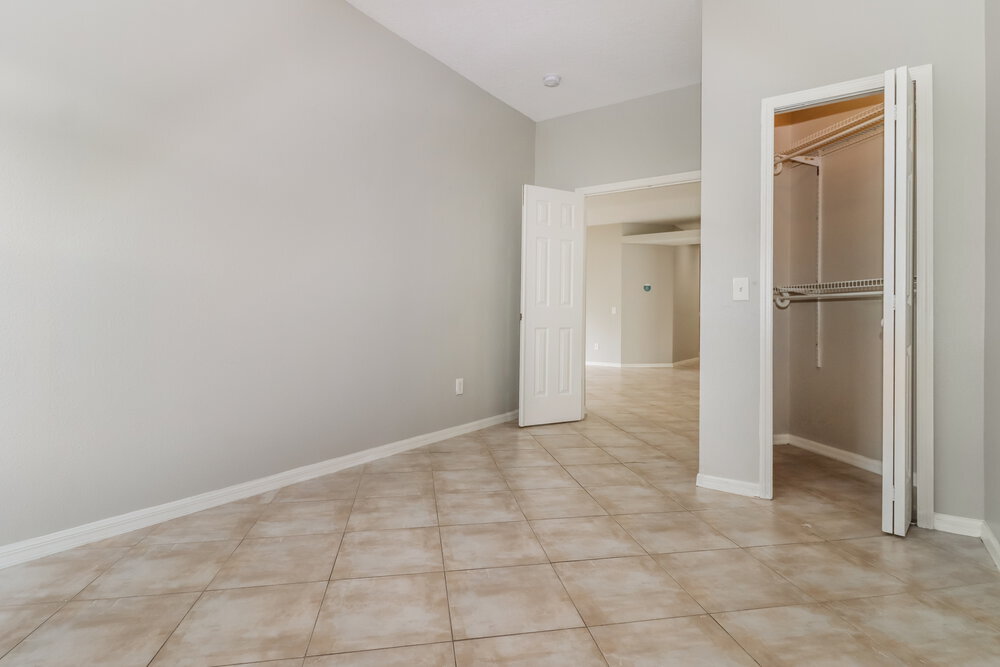 Building Photo - 752 Star Pointe Dr