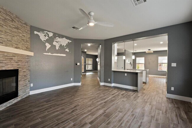 Building Photo - 11416 Flushwing Dr