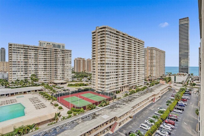 Building Photo - 2017 S Ocean Dr