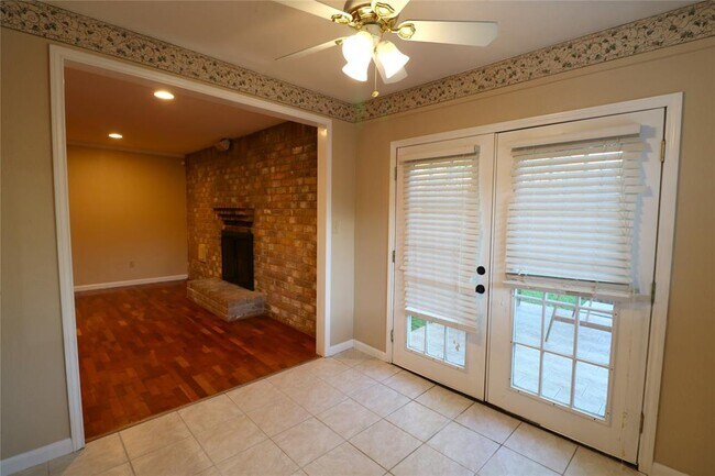 Building Photo - 7911 Fawn Terrace Dr